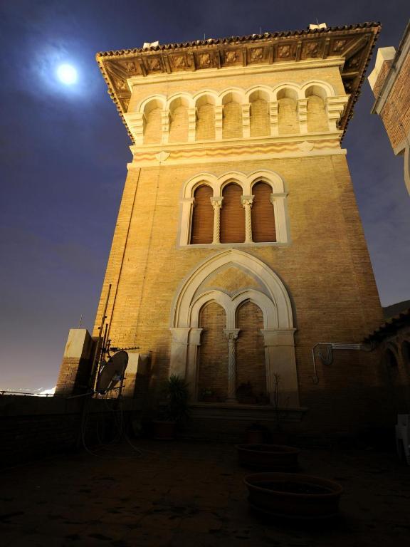 Barone Bed And Breakfast Salerno Bagian luar foto